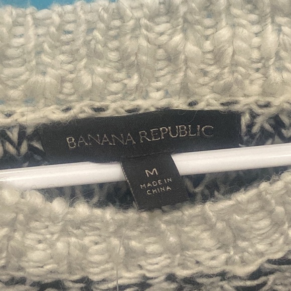 Banana Republic, size Med, black & white fringe sweater. BNWT - Picture 2 of 6